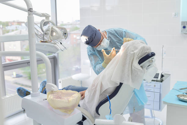 Best Emergency Tooth Extraction in Paw Paw, MI